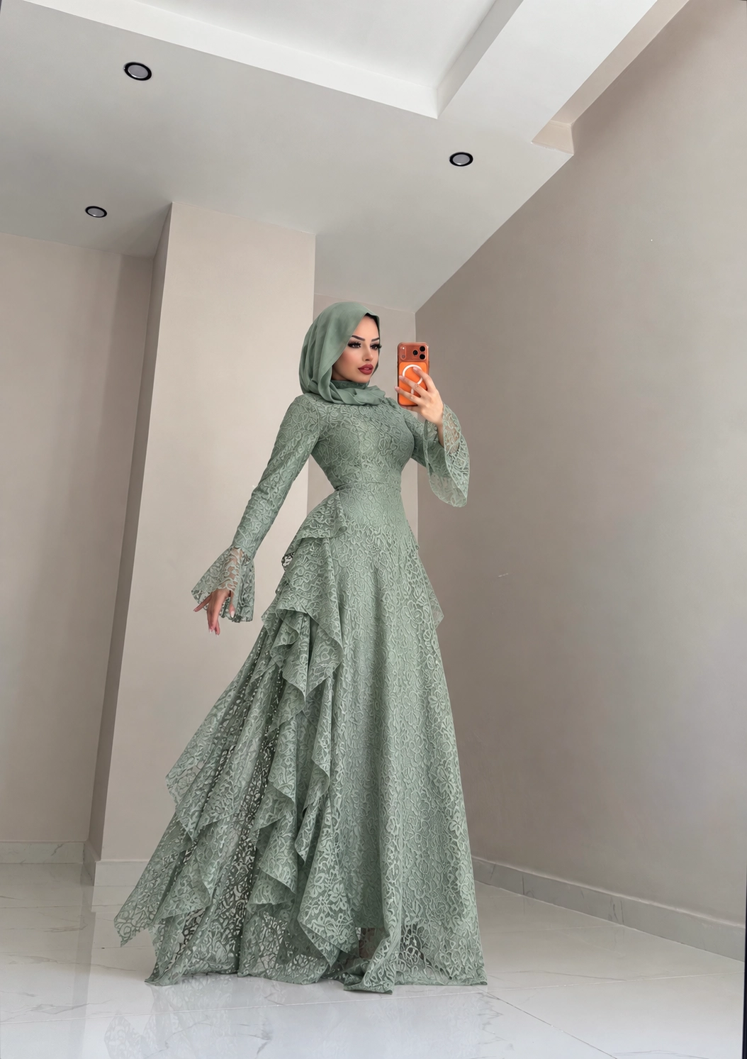 “RUKİA ELZA” Pinterest dantel elbise 