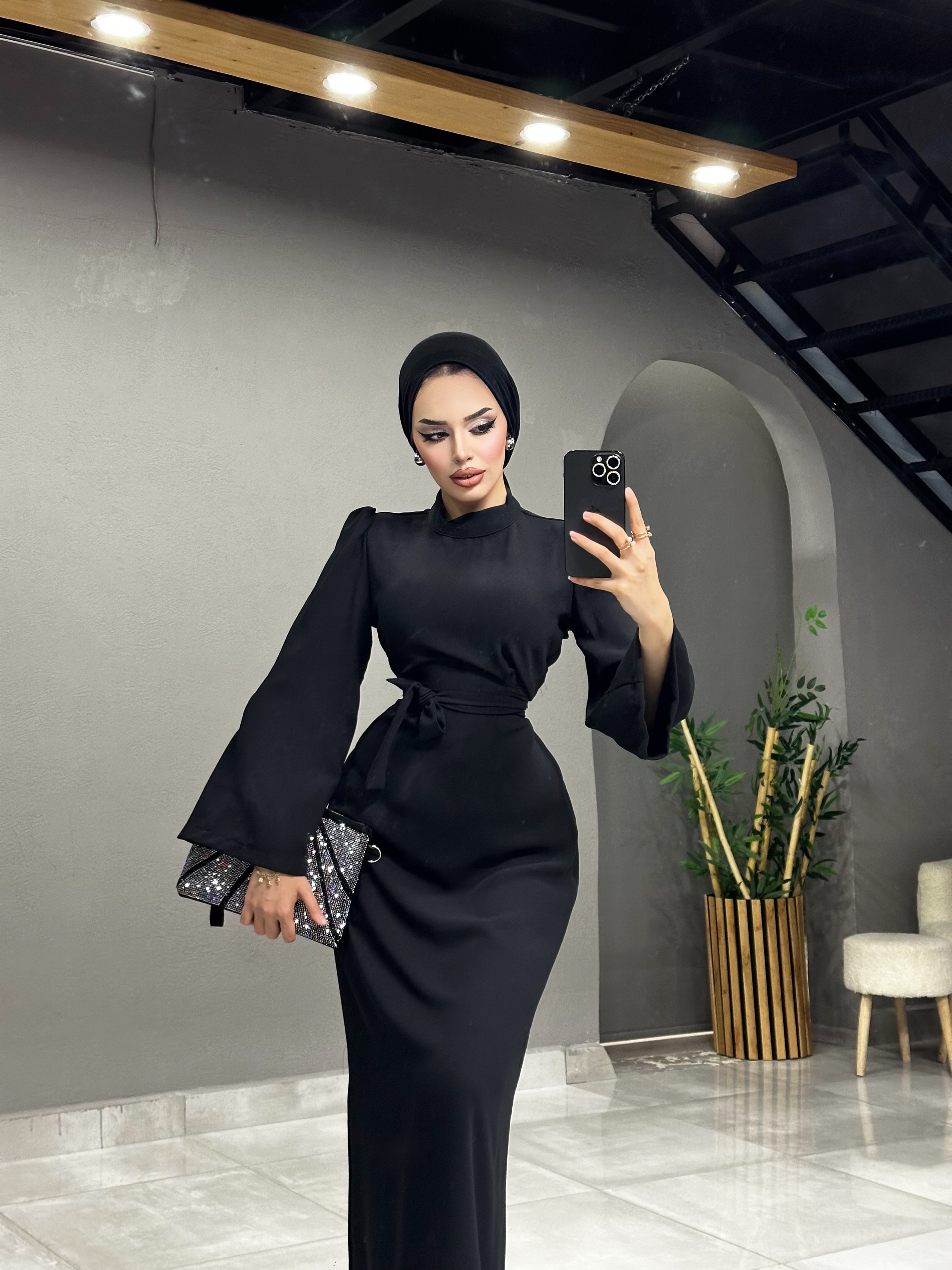 BARBİ SİYAH ELBİSE