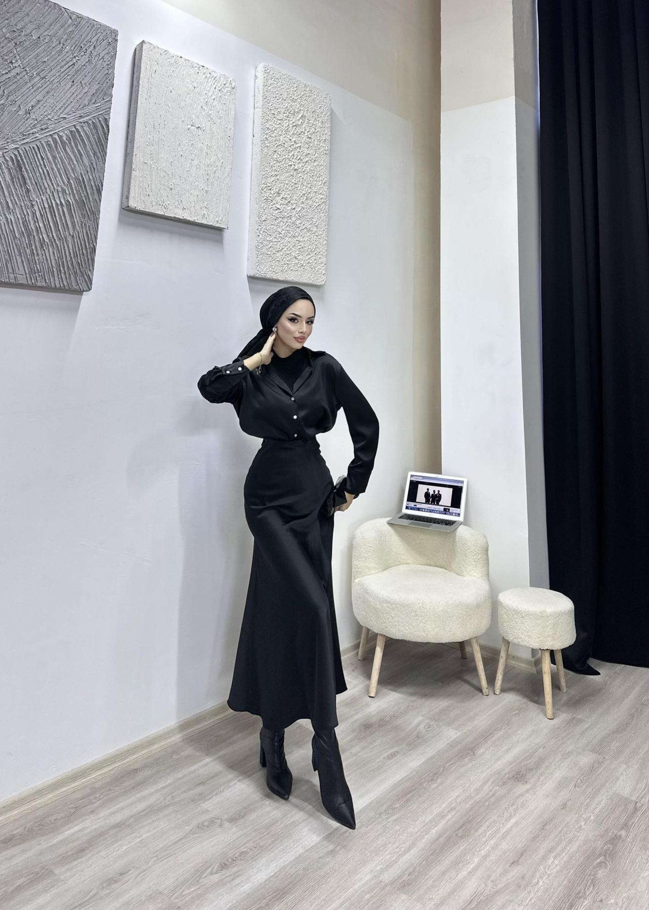 Siyah Saten Takım