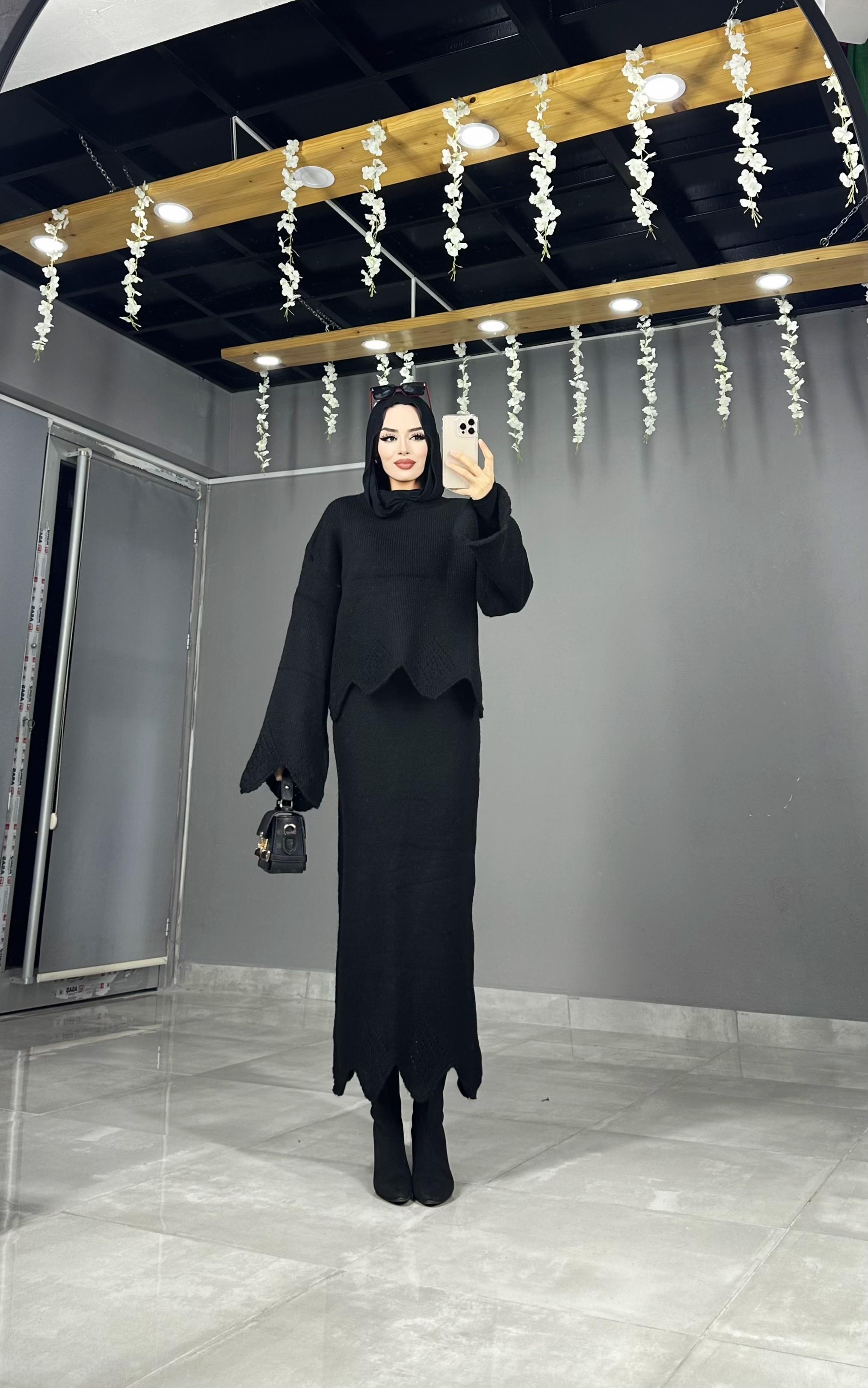 Yaprak Model k Etekli Triko Takım 