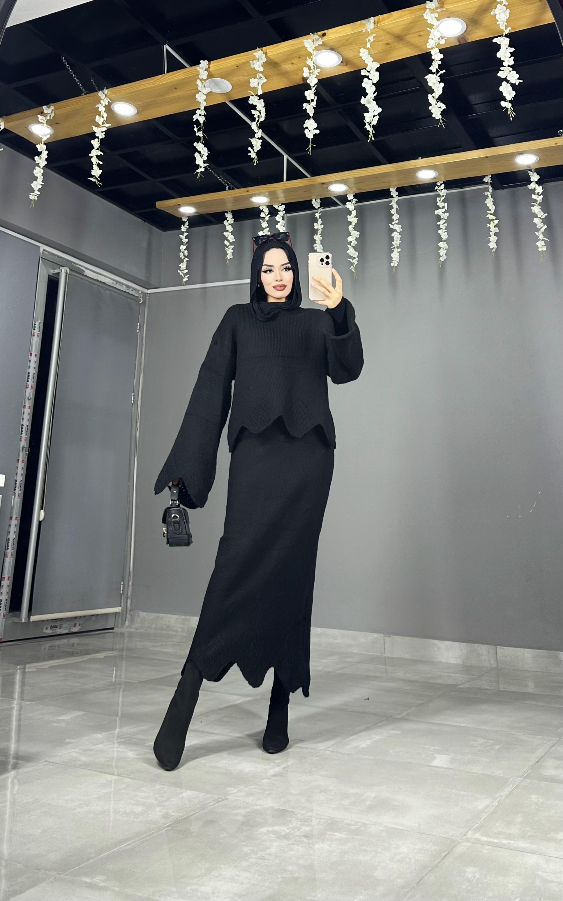 Yaprak Model k Etekli Triko Takım 