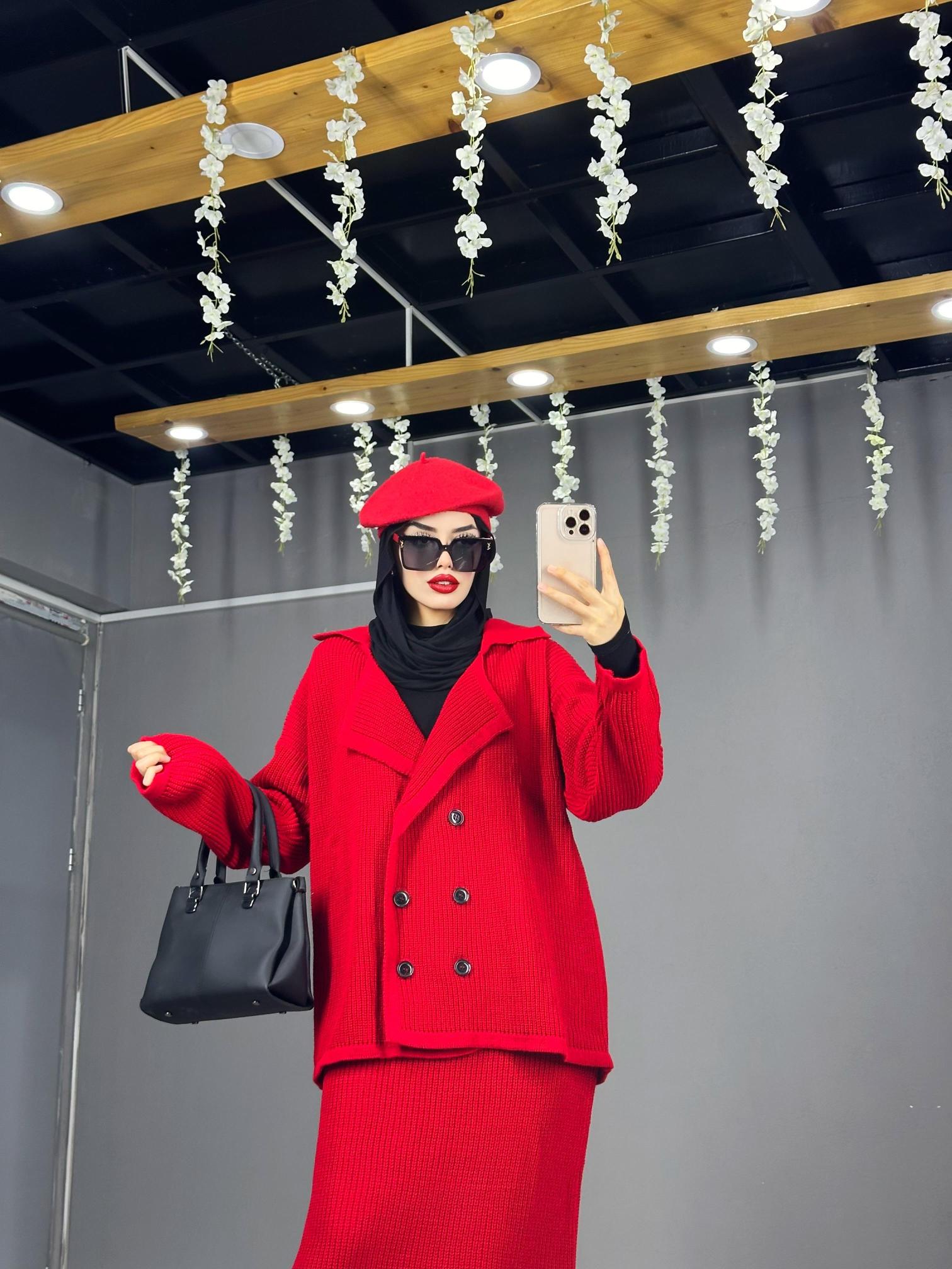 Blaezer Model Etekli Triko Takım 