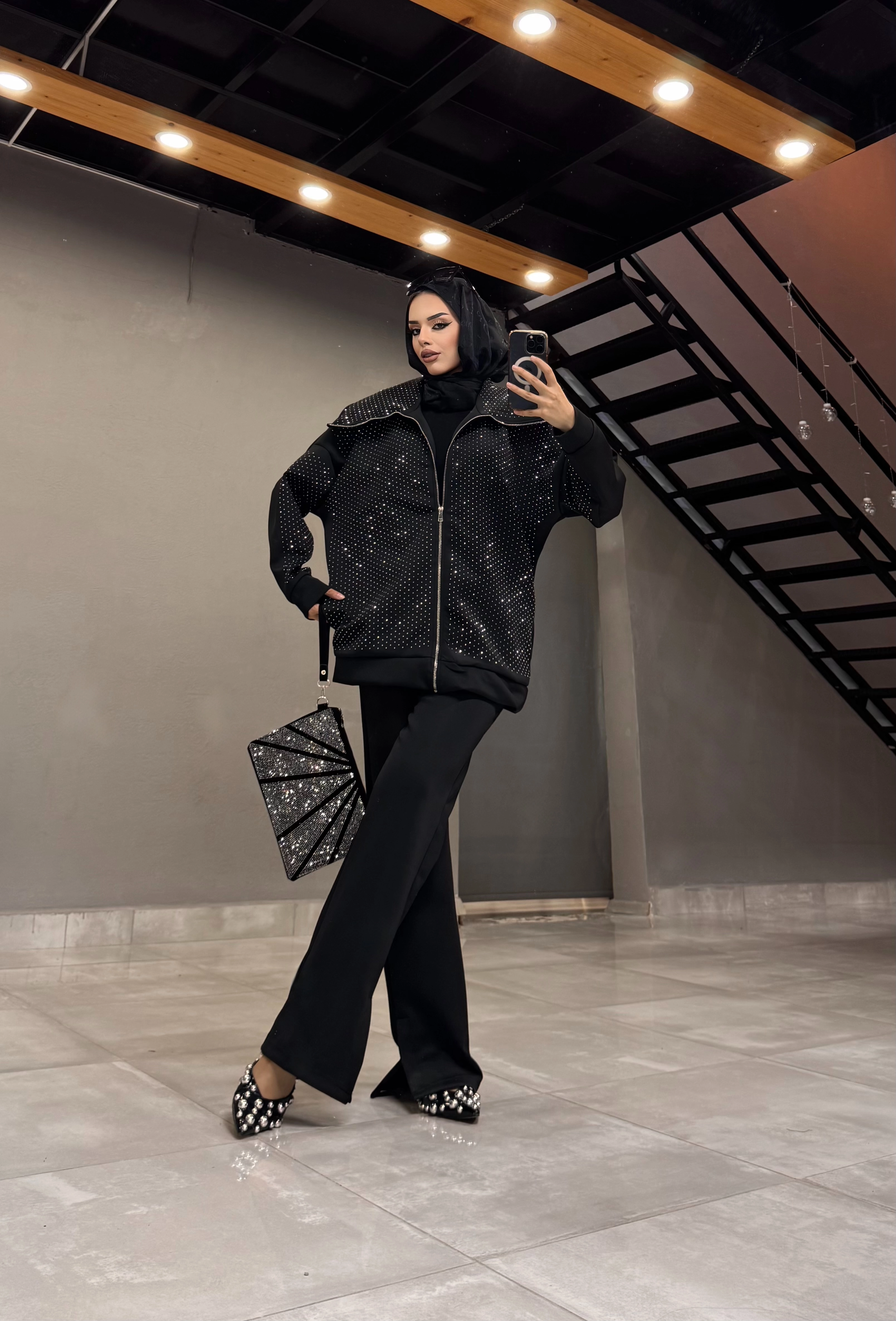 GLAMORA IŞILTILI TAŞ İŞLEMELİ TAKIM