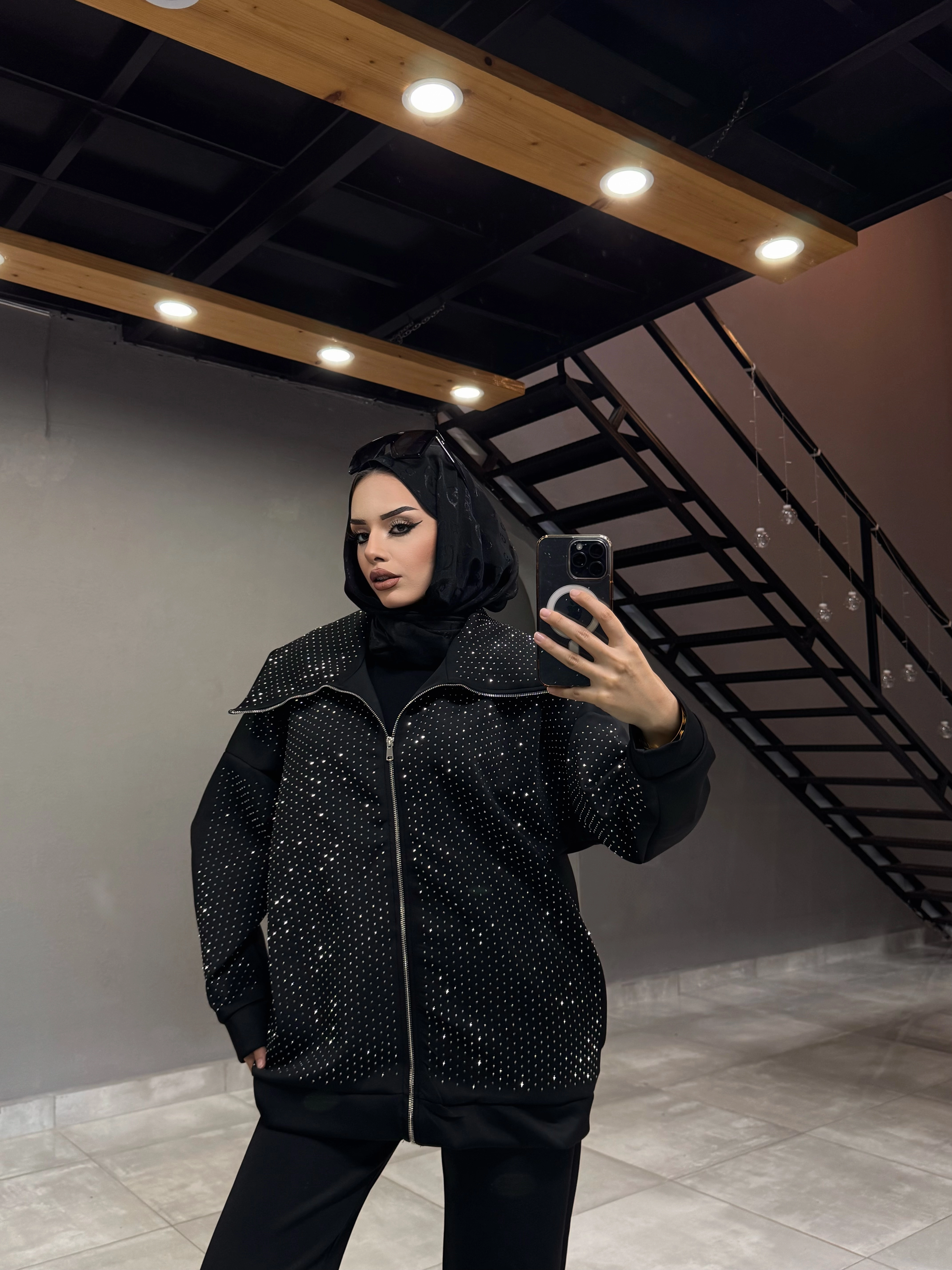 GLAMORA IŞILTILI TAŞ İŞLEMELİ TAKIM