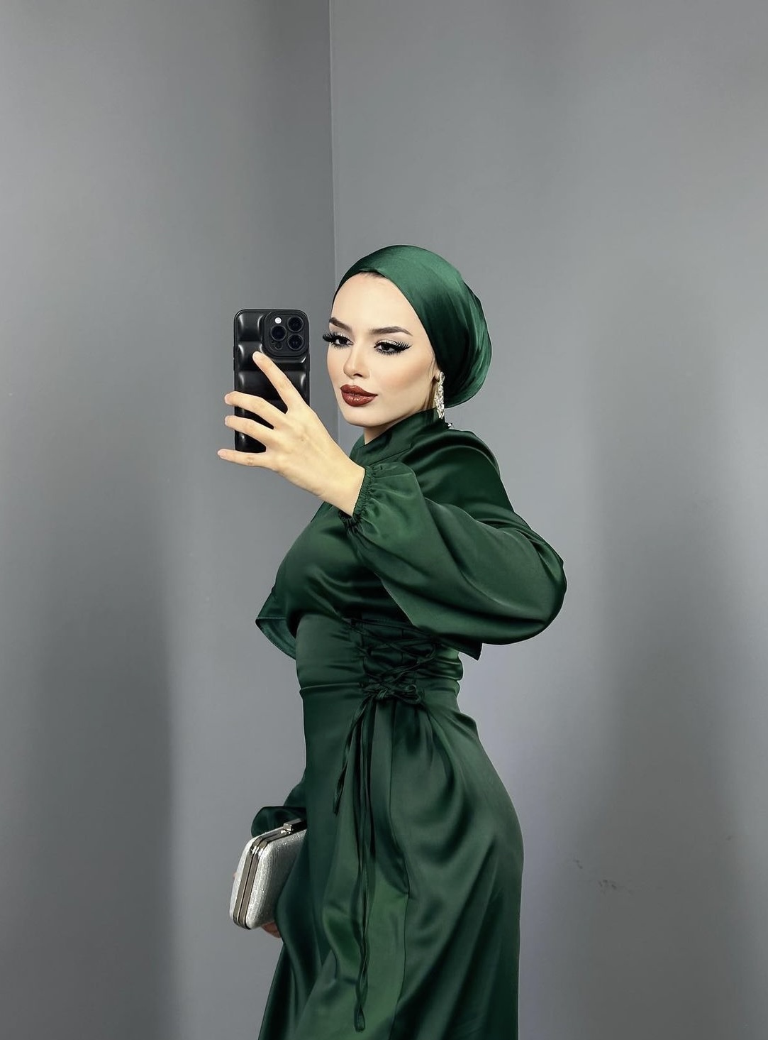 Belden Bağlamalı Saten Abiye