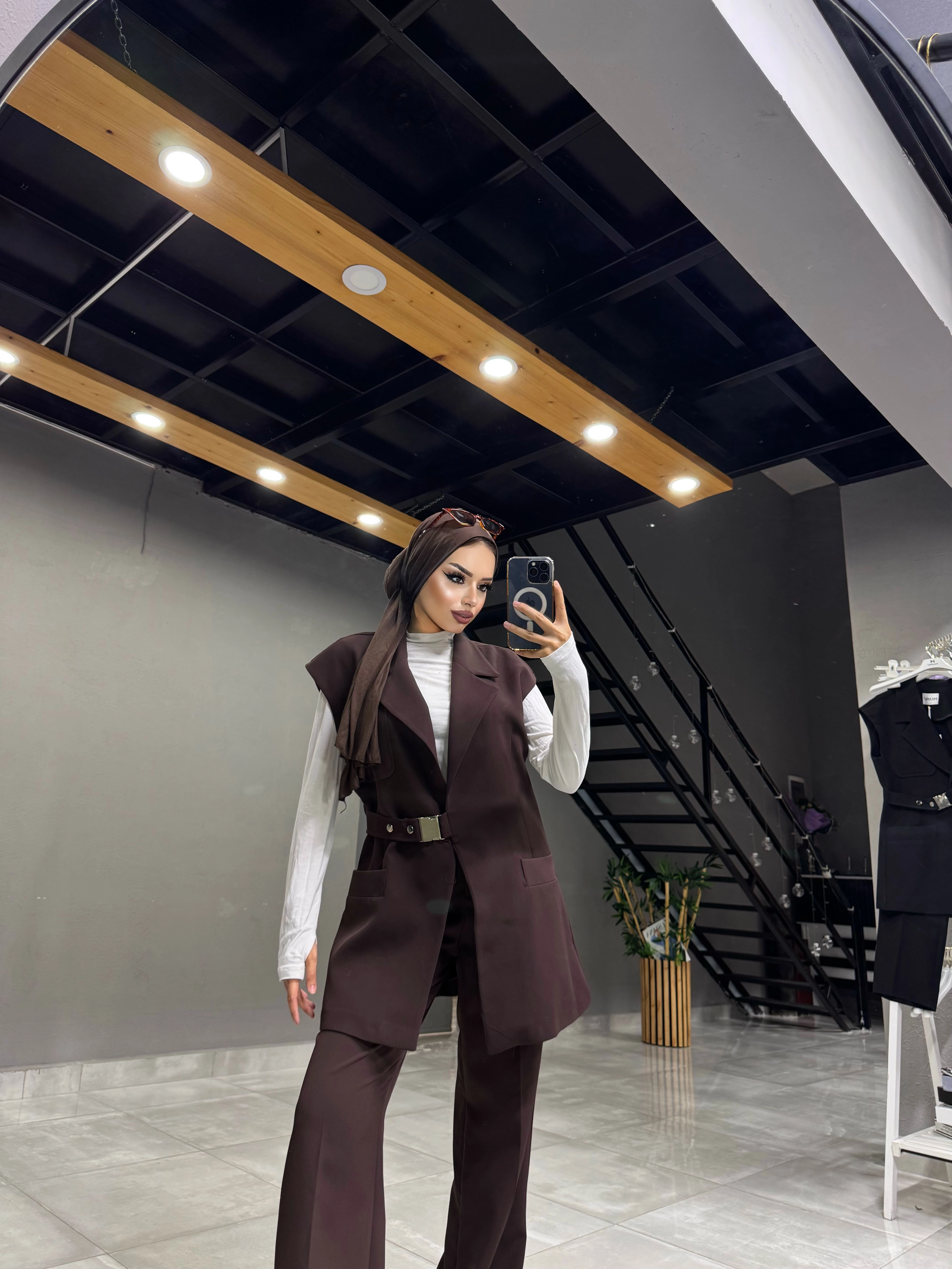 YELEKLİ KEMER DETAY PANTOLONLU TK