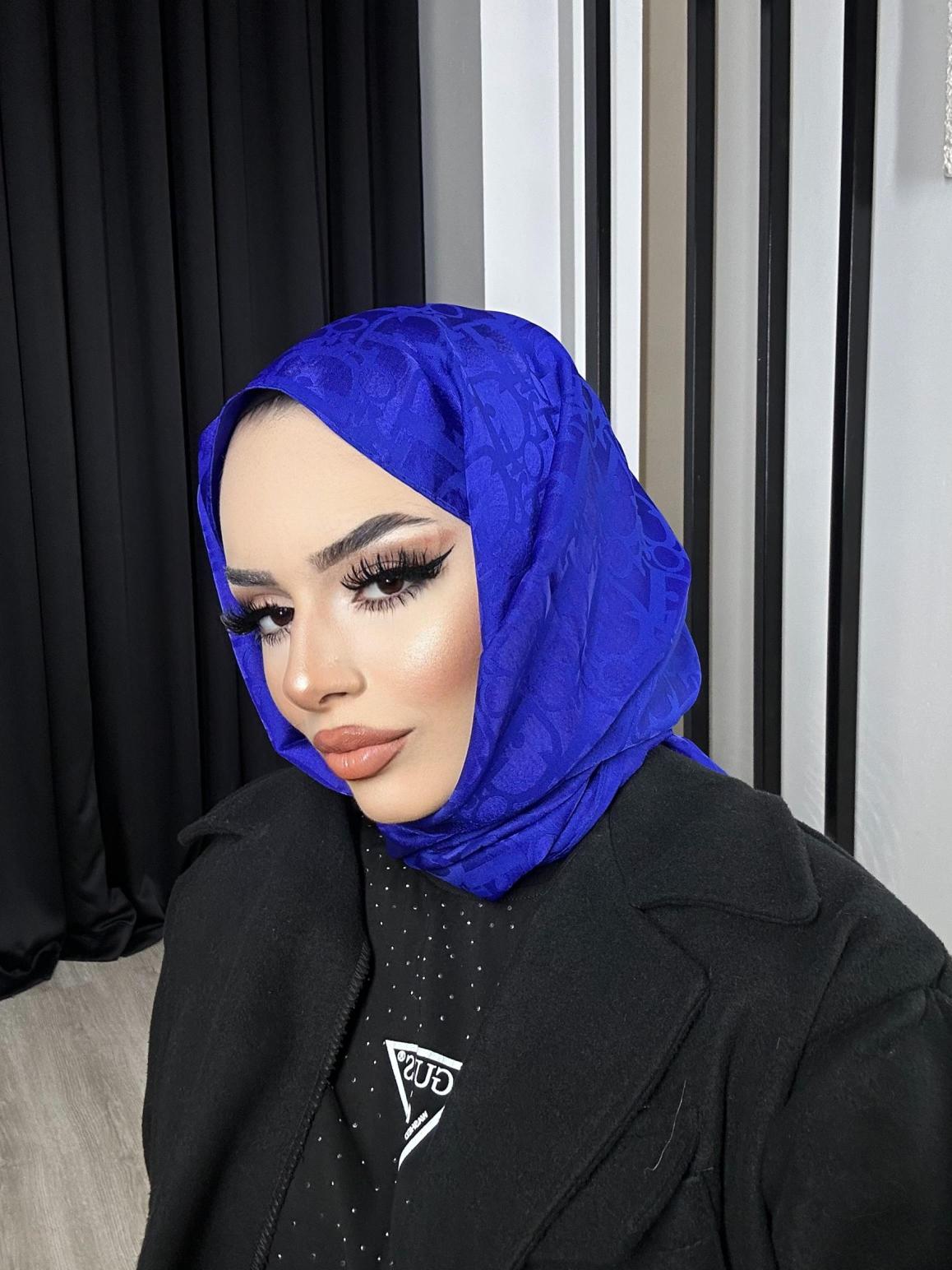 Jakarlı Dior Şal