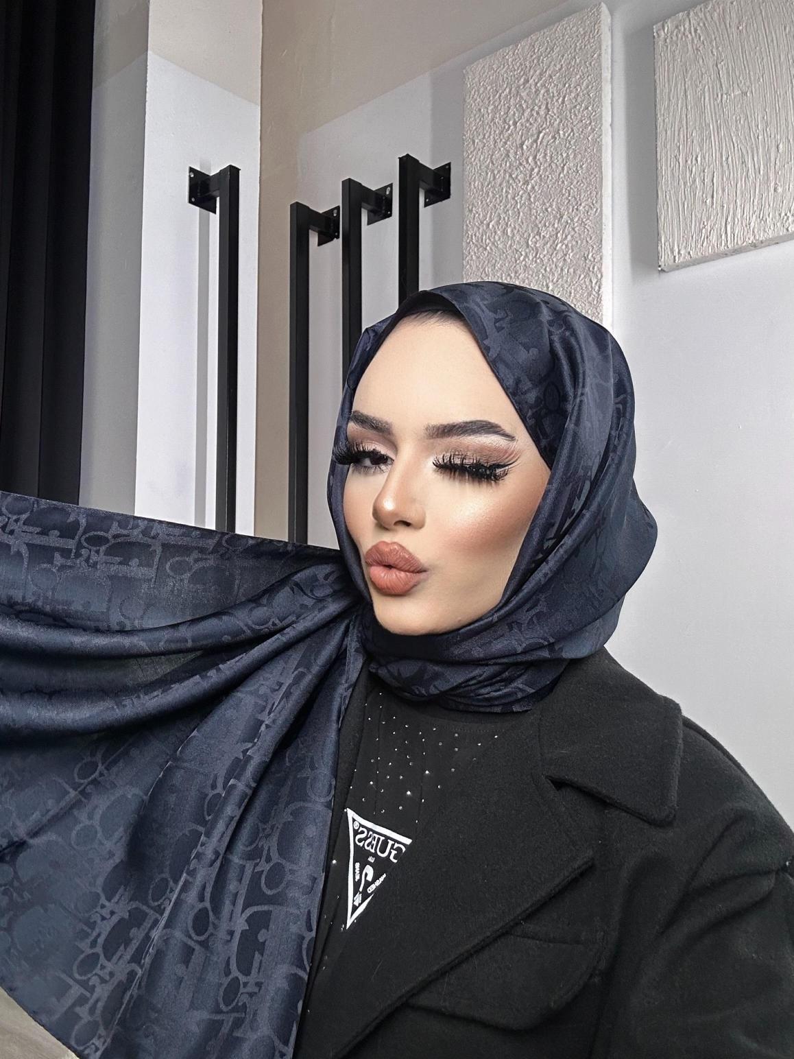 Jakarlı Dior Şal