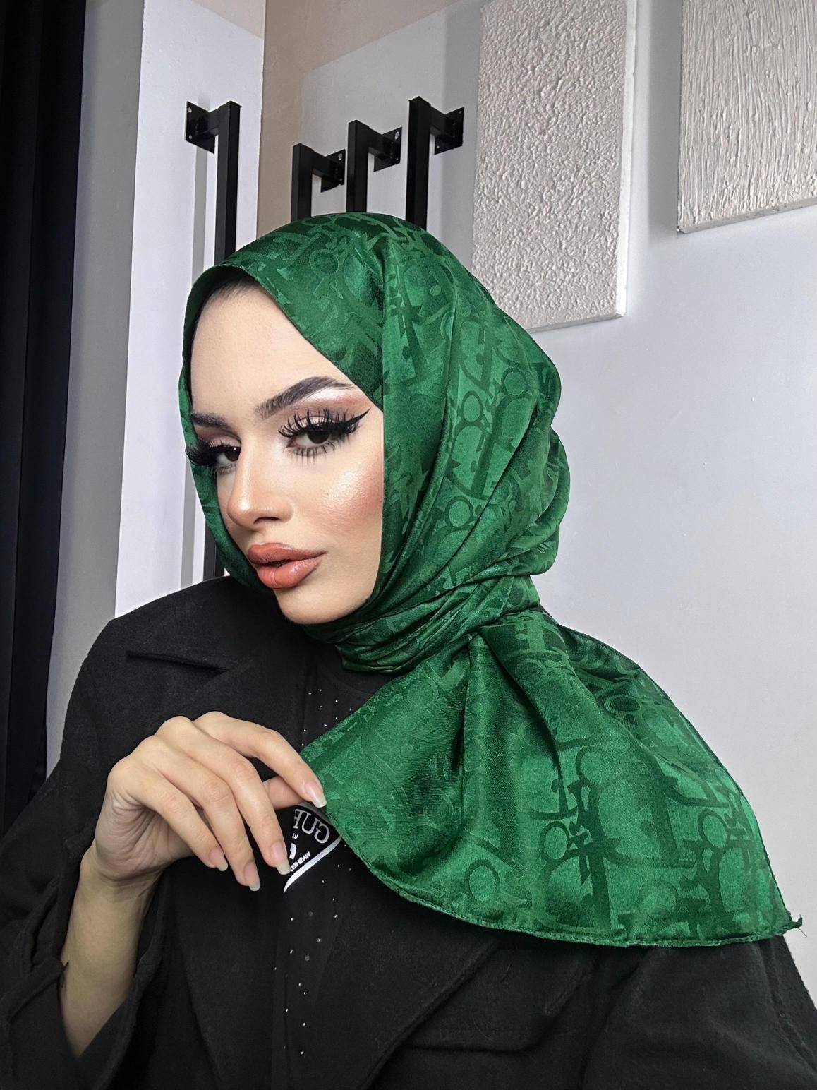 Jakarlı Dior Şal