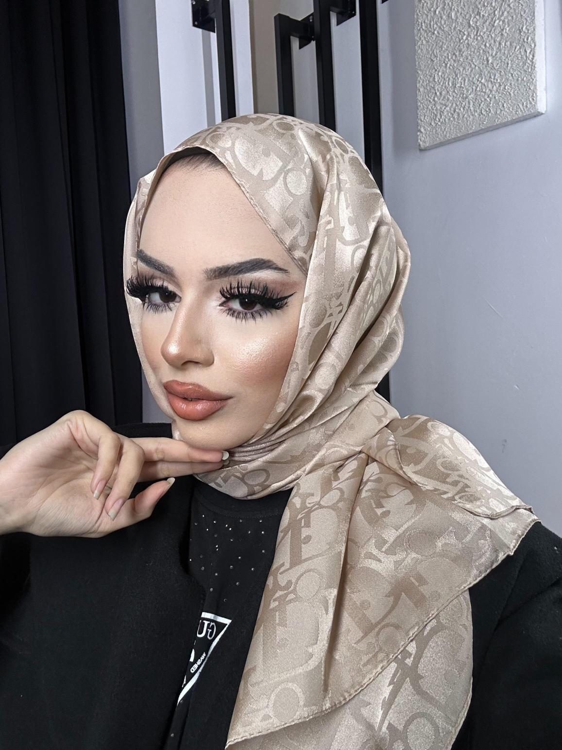 Jakarlı Dior Şal