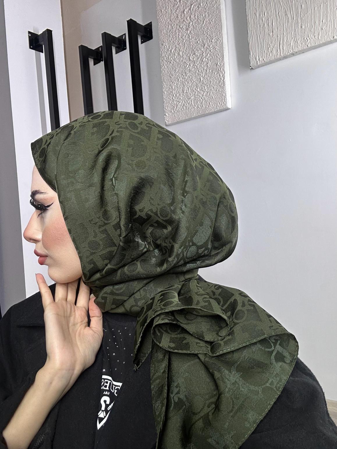 Jakarlı Dior Şal