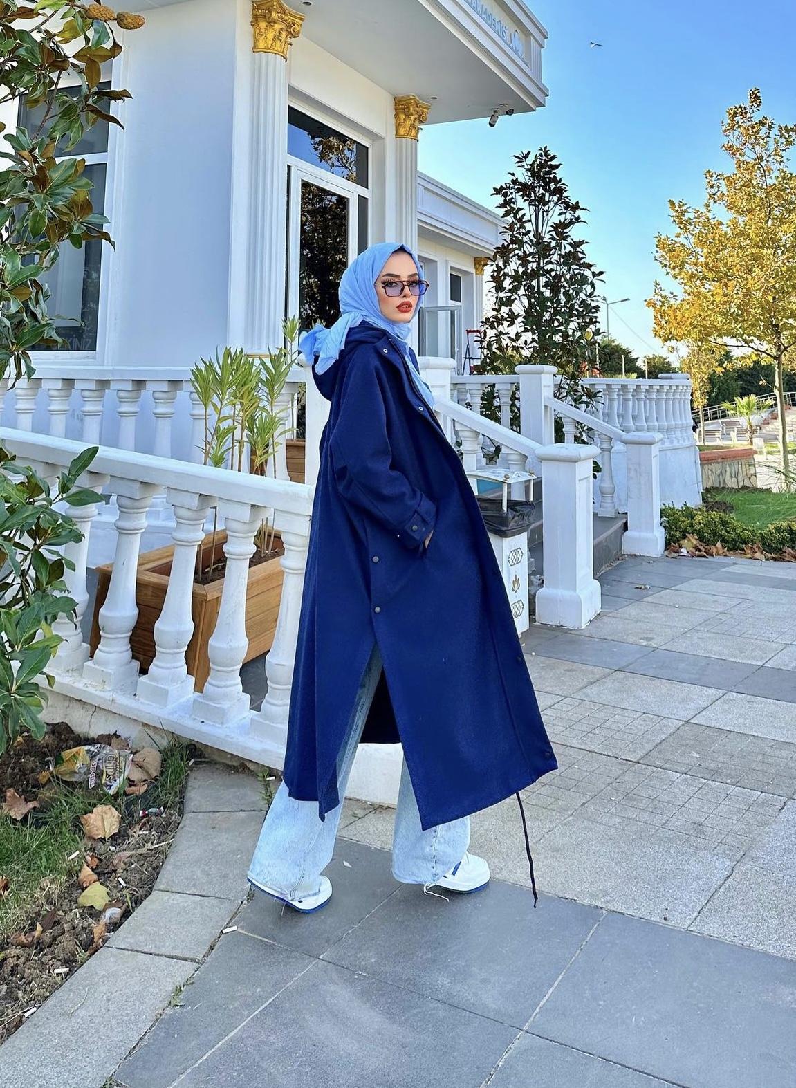 TASARIM OVERSİZE KAPÜŞONLU KAŞE KABAN