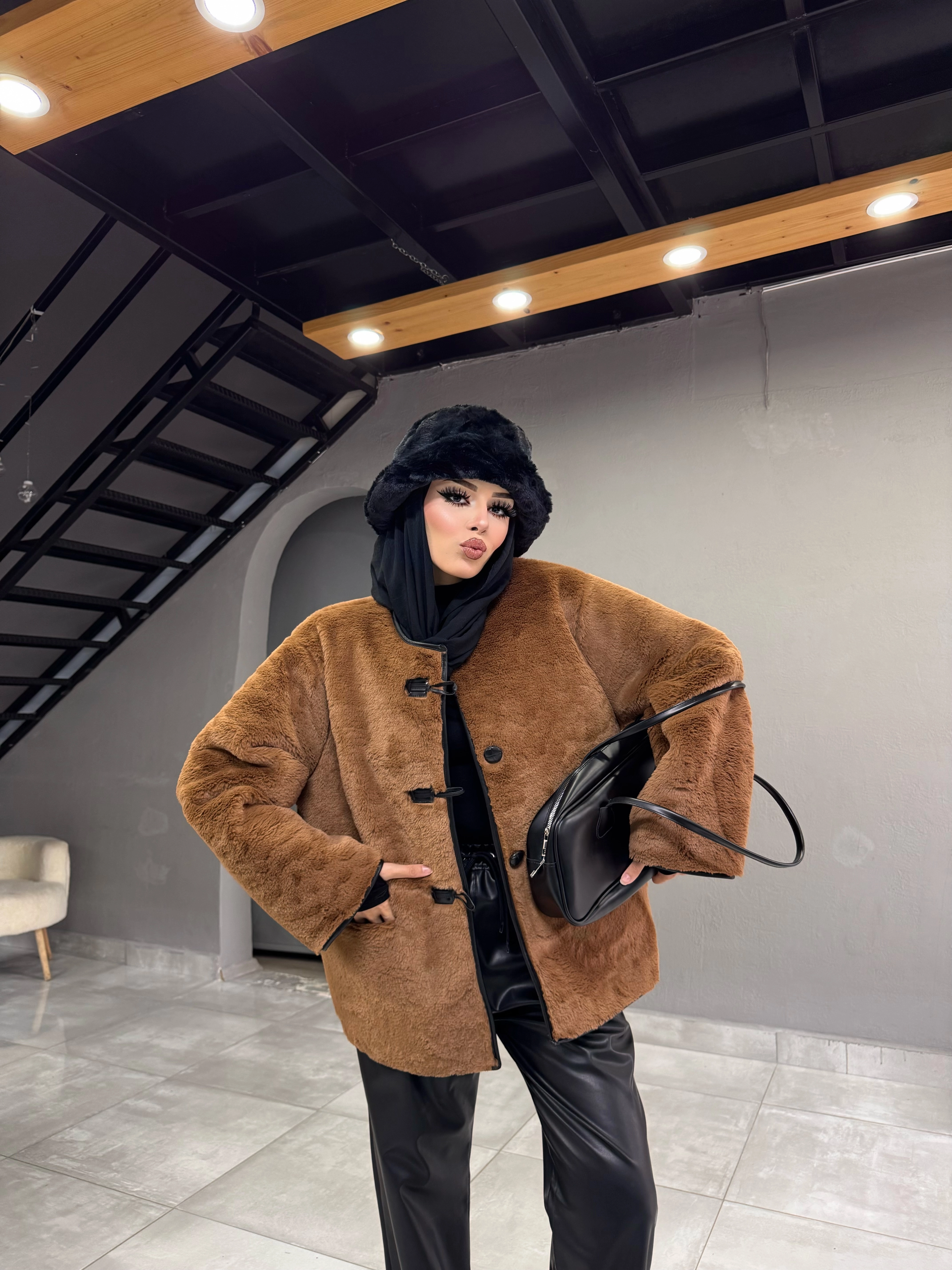 İçi deri yumoş peluş ceket 