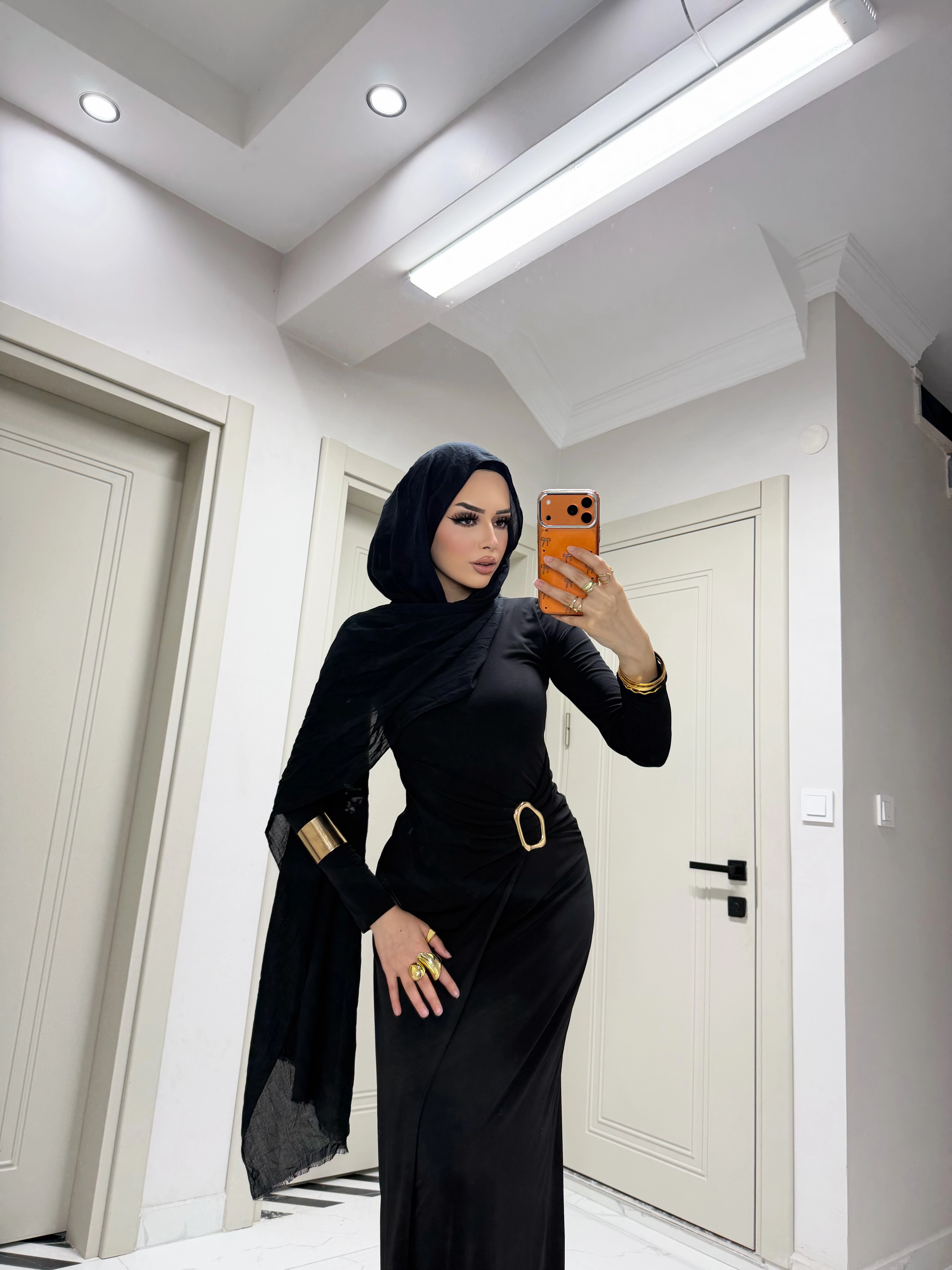 BUZİ RAŞŞA ELBİSE 