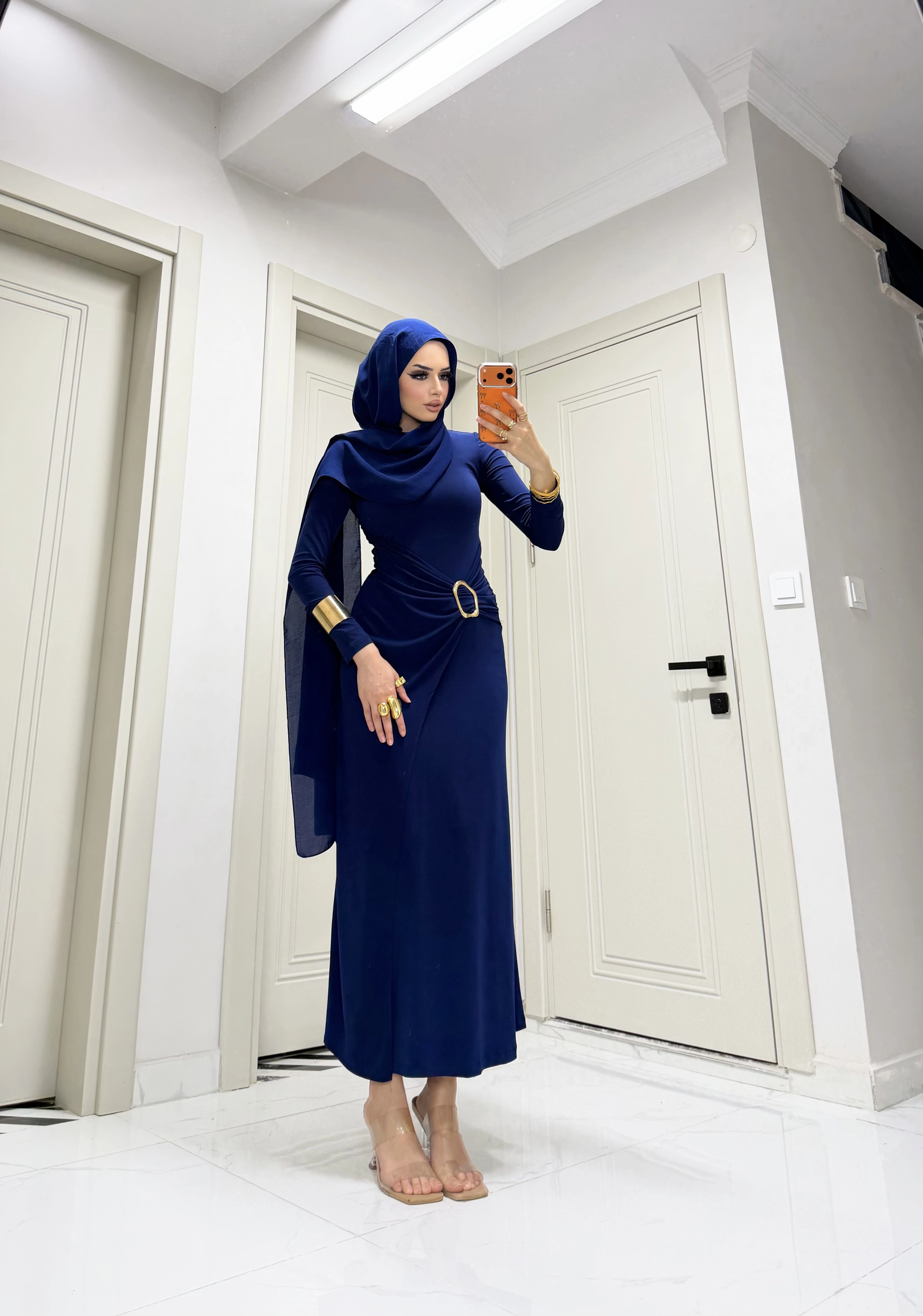 BUZİ RAŞŞA ELBİSE 