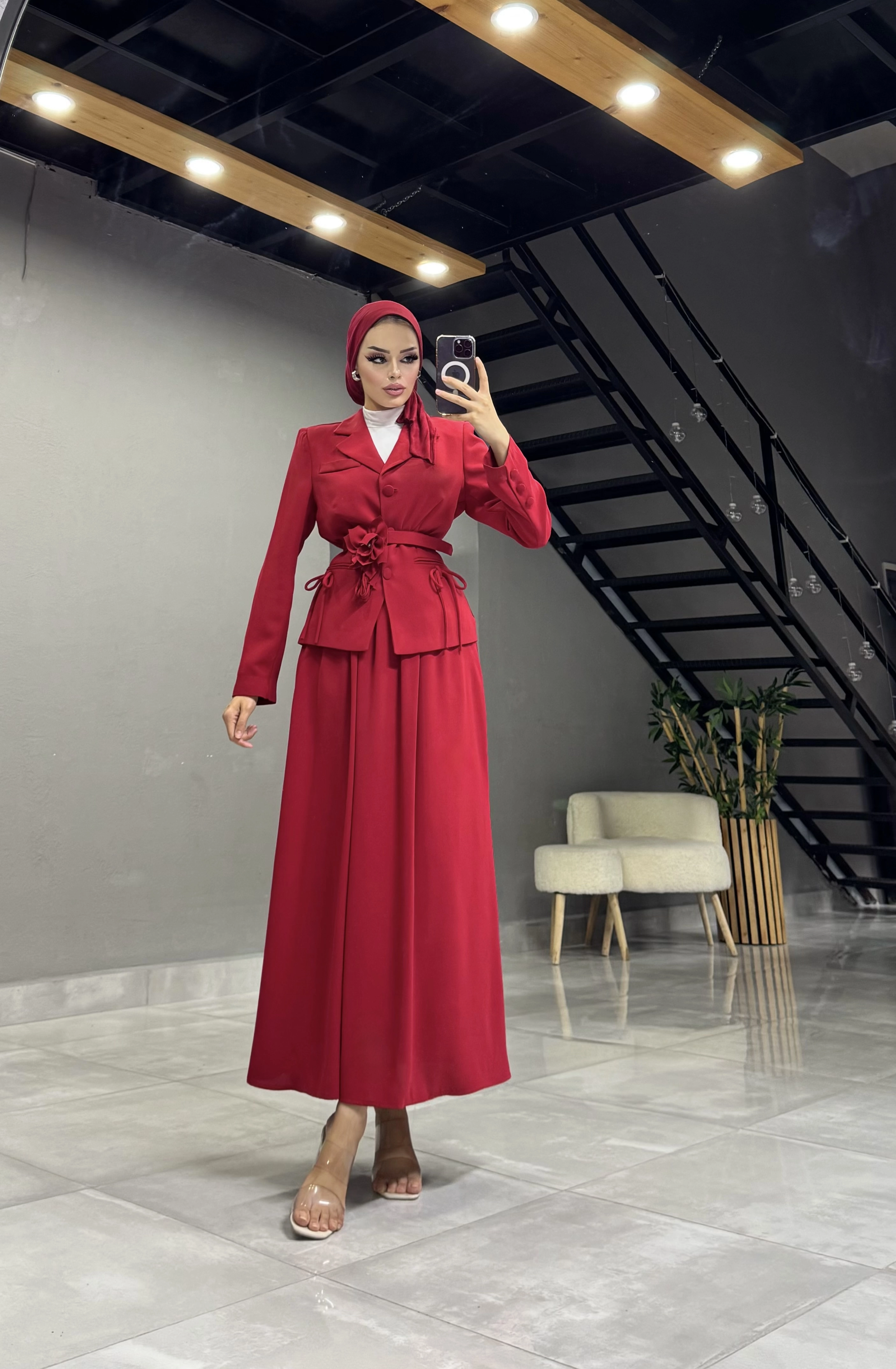 gül broşlu fiyonk detaylı tesettür ceketli etekli takım