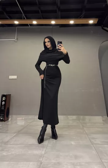 KALEM METAL KEMERLİ ÖRME ELBİSE 